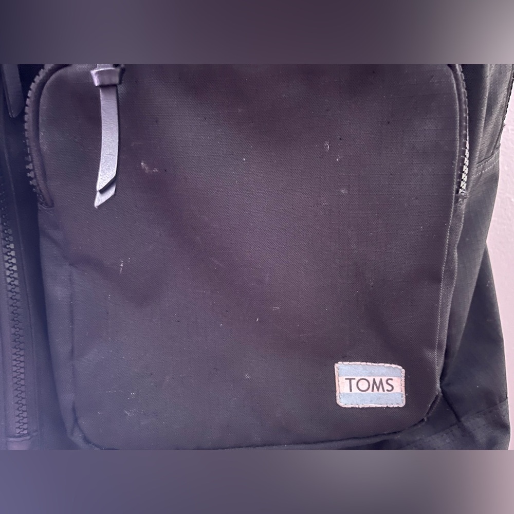 Toms Backpack - Picture 2 of 5